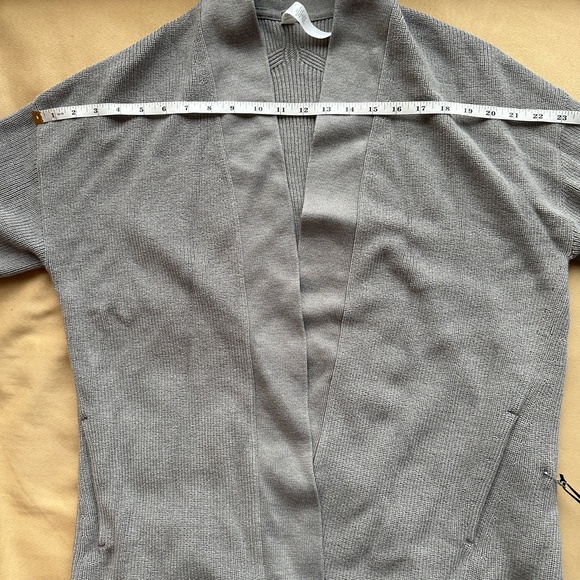 NWT LULULEMON Merino Wool-Blend Ribbed Long Wrap Sweater Heathered Gull Grey 8 - Picture 9 of 11